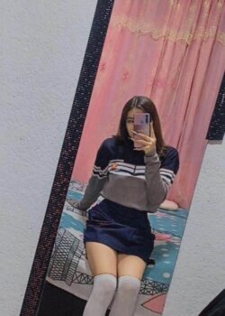 La más hermosa de la preparatoria+ Fotos & Videos 14