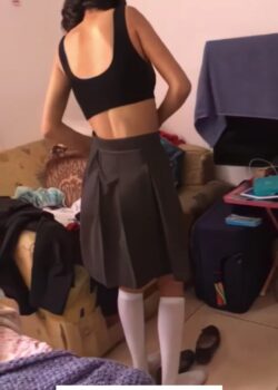 Colegiala Llega Con Mucho Calor 14