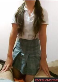 Colegiala Flaquita+ Vídeo Largo 19