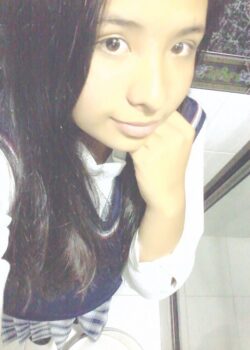 Paula Colegiala bonita + Full Pack 15