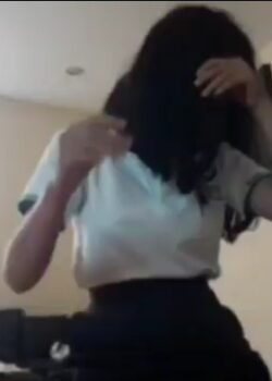 Colegiala Se hace la tímida + Vídeo 21