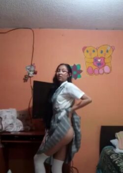 Colegiala Blanquita Pendeja + Vídeo Imperdible 14