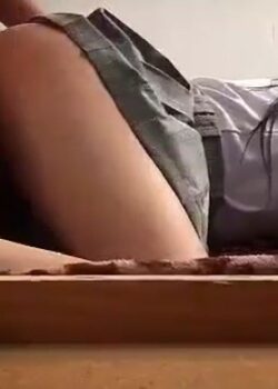 Colegiala Culona + Vídeo Full Cogiendo 5