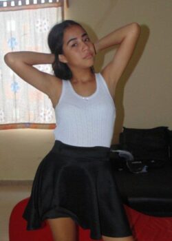 Rica Colegiala Nalgona + Full Pack 1