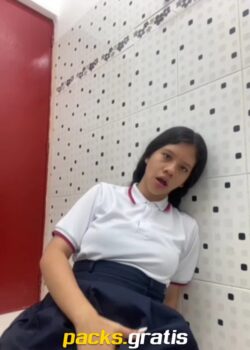 Estudiante Tetona Que Te Encantará 14